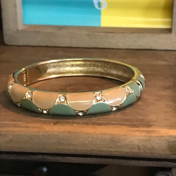 JTF hinged bracelet - Picture 3 of 4